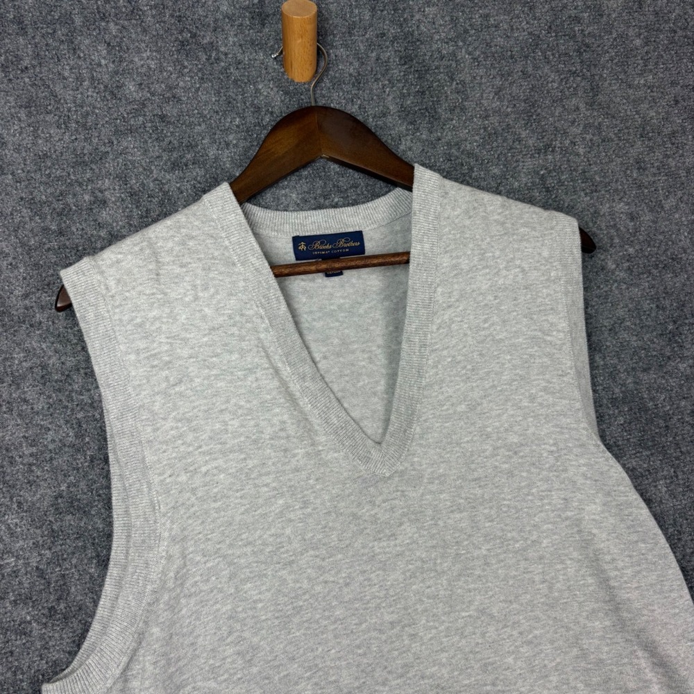 Brooks Brothers Supima Cotton V-Neck Sweater Vest Mens XL Grey Heather Knit